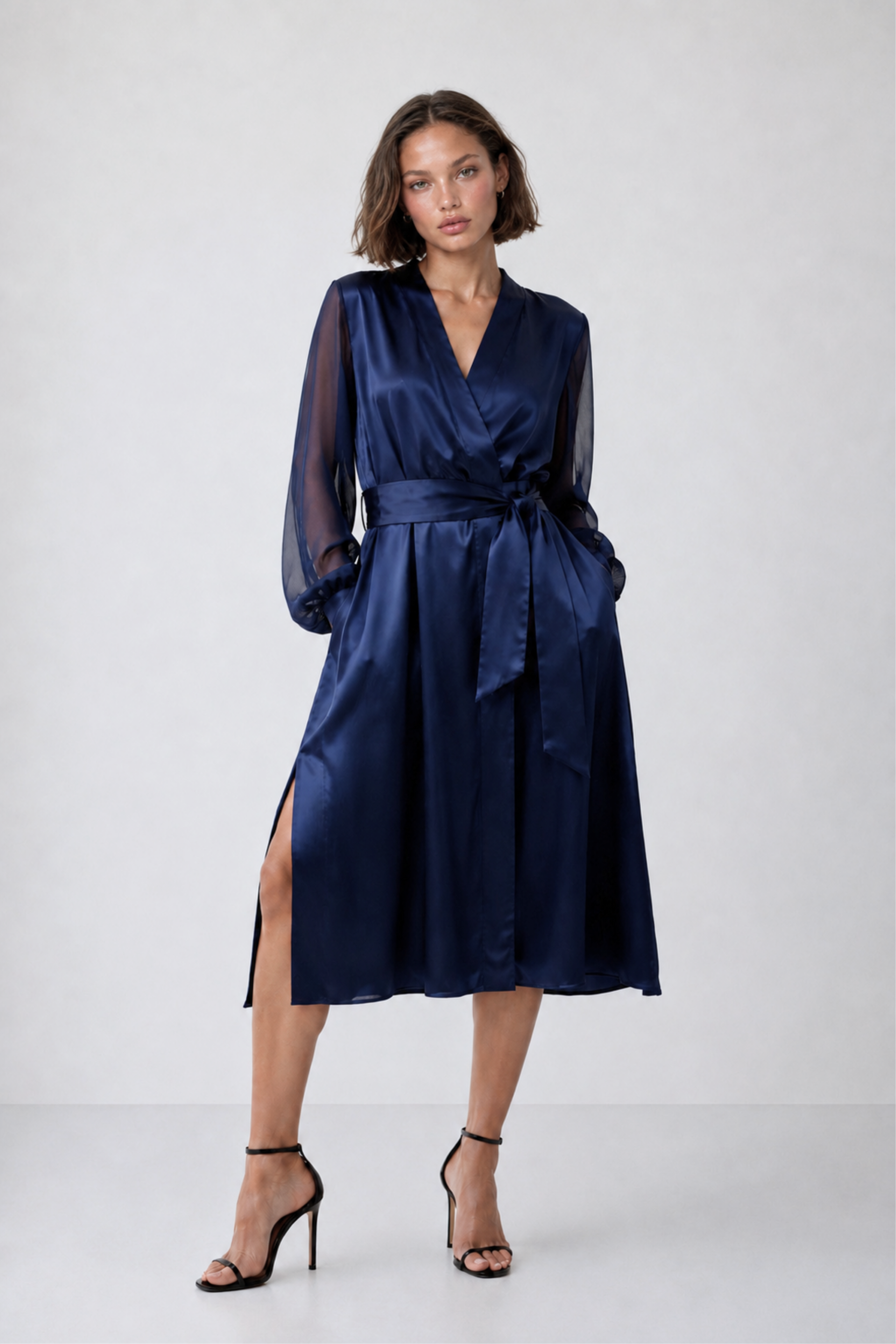 SAN FRANCISCO — Robe portefeuille en satin et mousseline de soie night blue