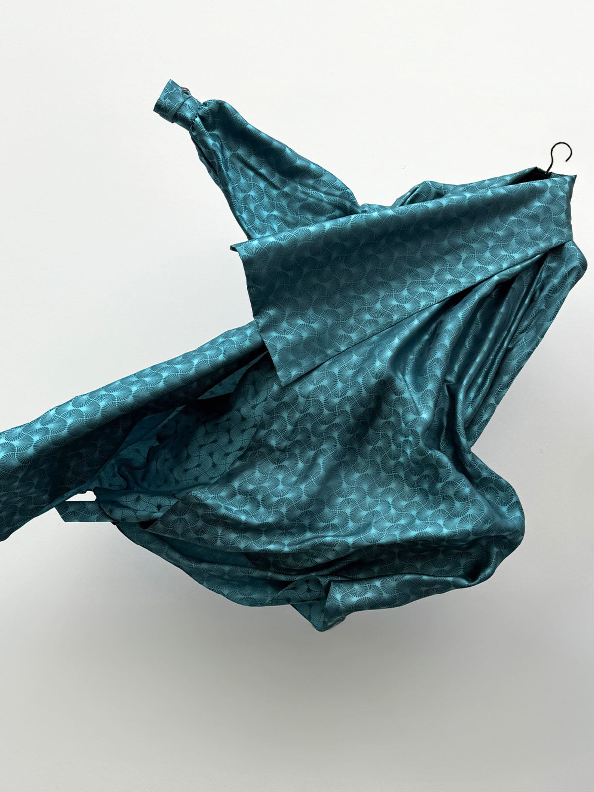 CLYDE B — Robe foulard en jacquard de soie jade