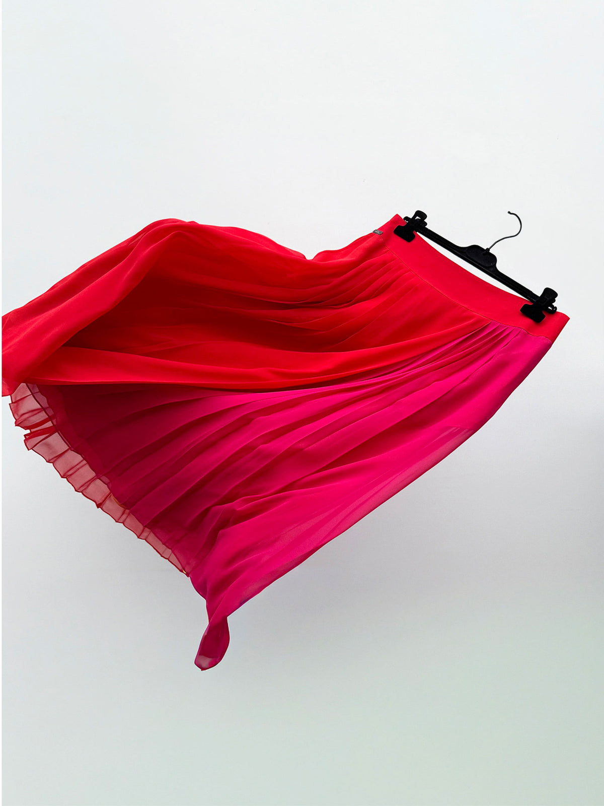 Kar - Pleated Silk Skirt in Red