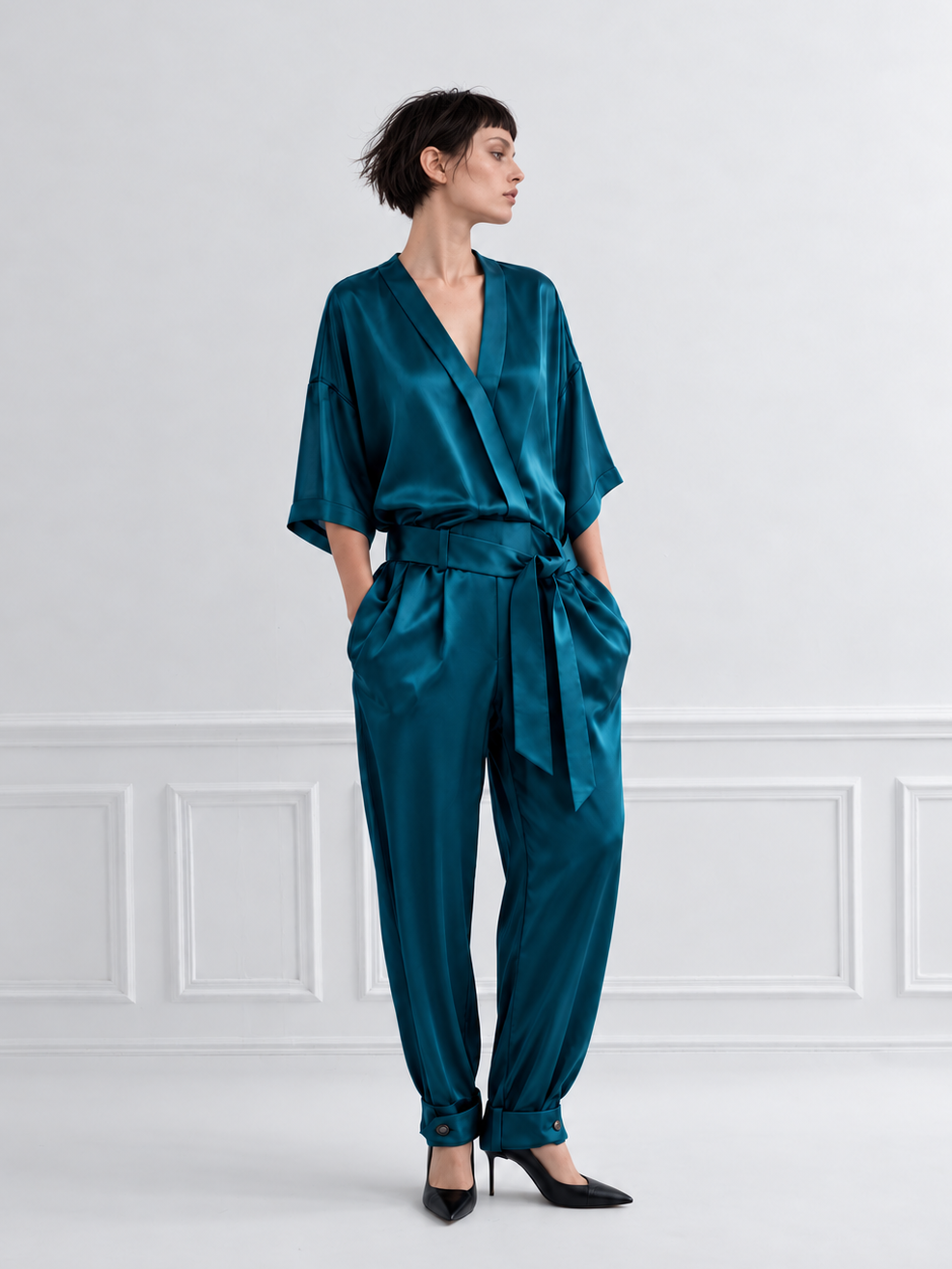 Seoari - Silk Jumpsuit in peacock green