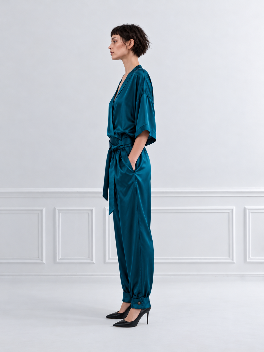 Seoari - Silk Jumpsuit in peacock green