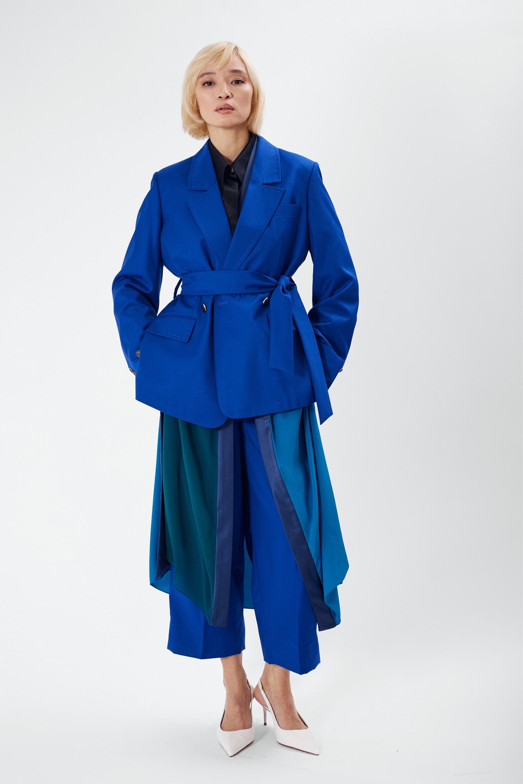 ELYSEE sapphire blue tailored suit jacket