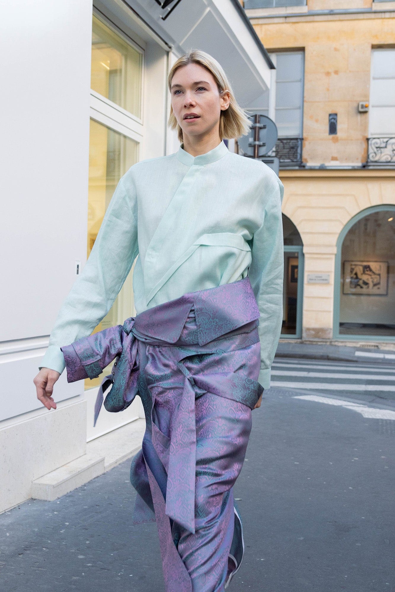 CROSS SHIRT pastel green - oversize unisex linen blouse