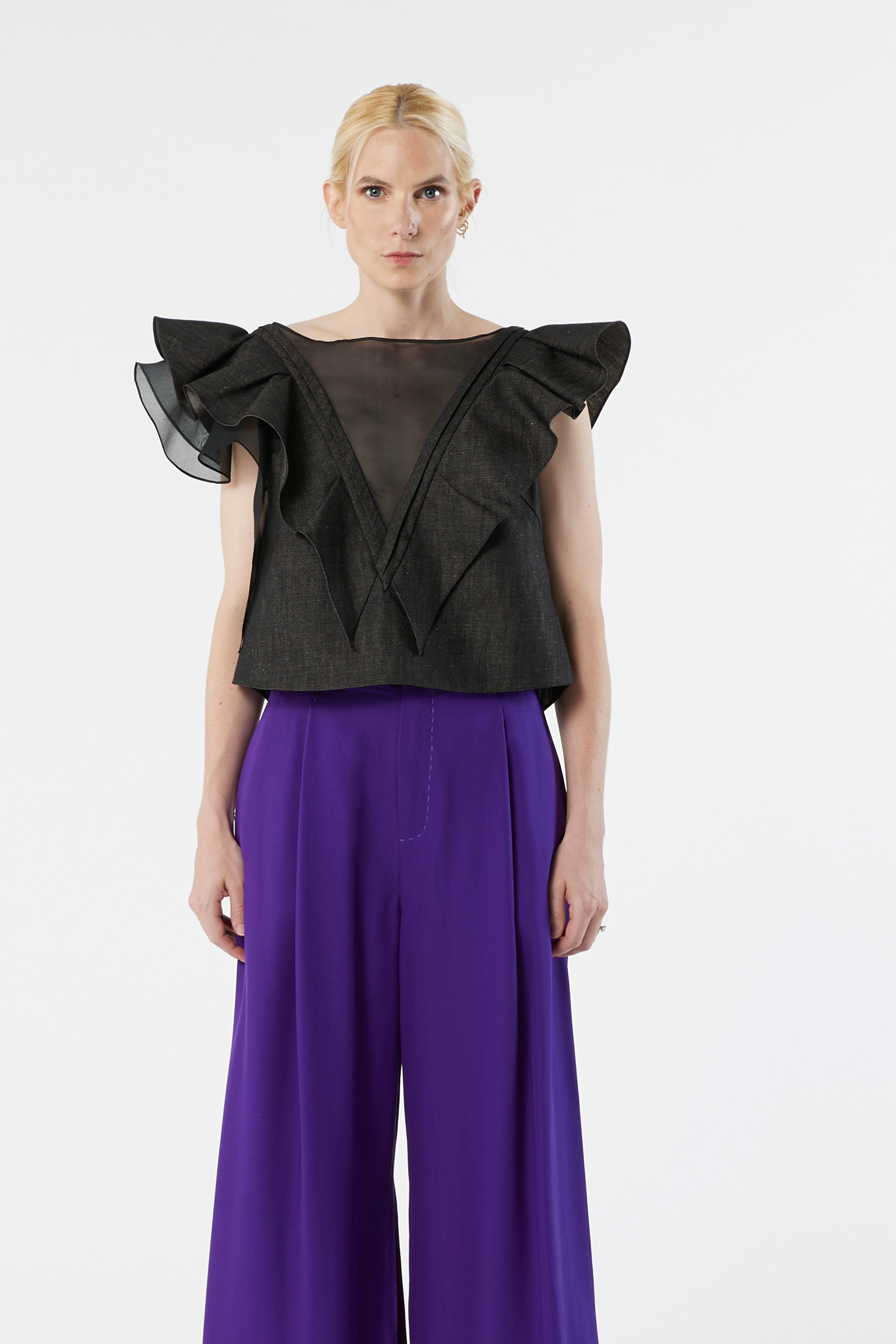 BUTTERFLY denim - ruffled black top