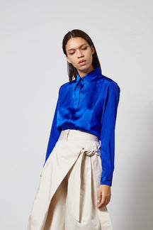Lock - Silk Shirt in Electric Blue