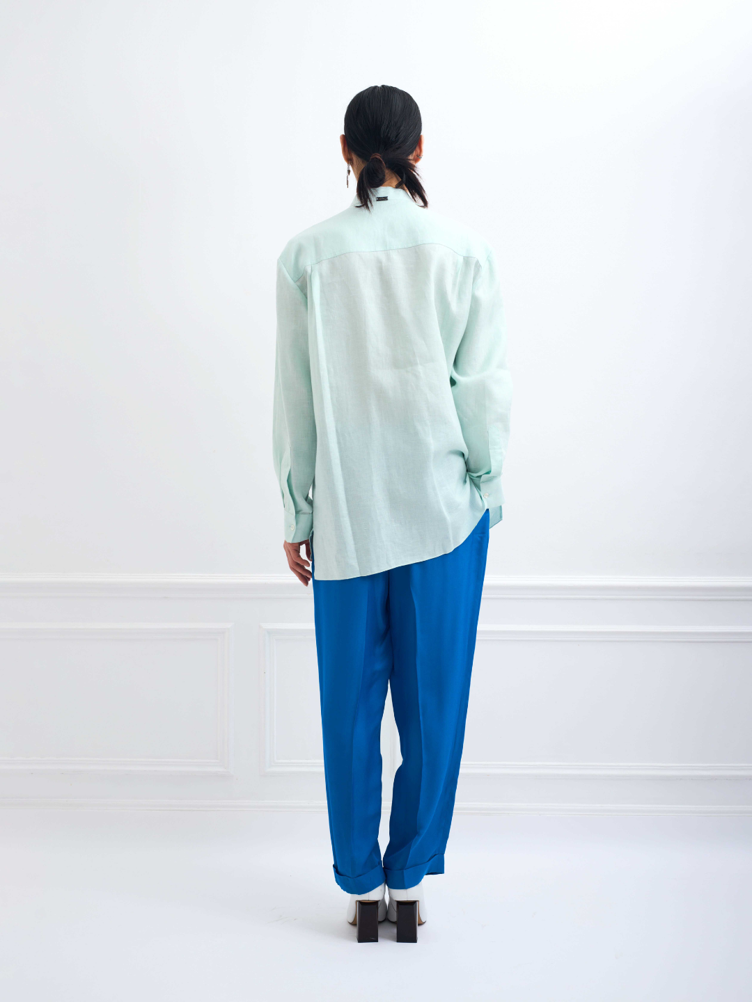 CROSS SHIRT pastel green - oversize unisex linen blouse