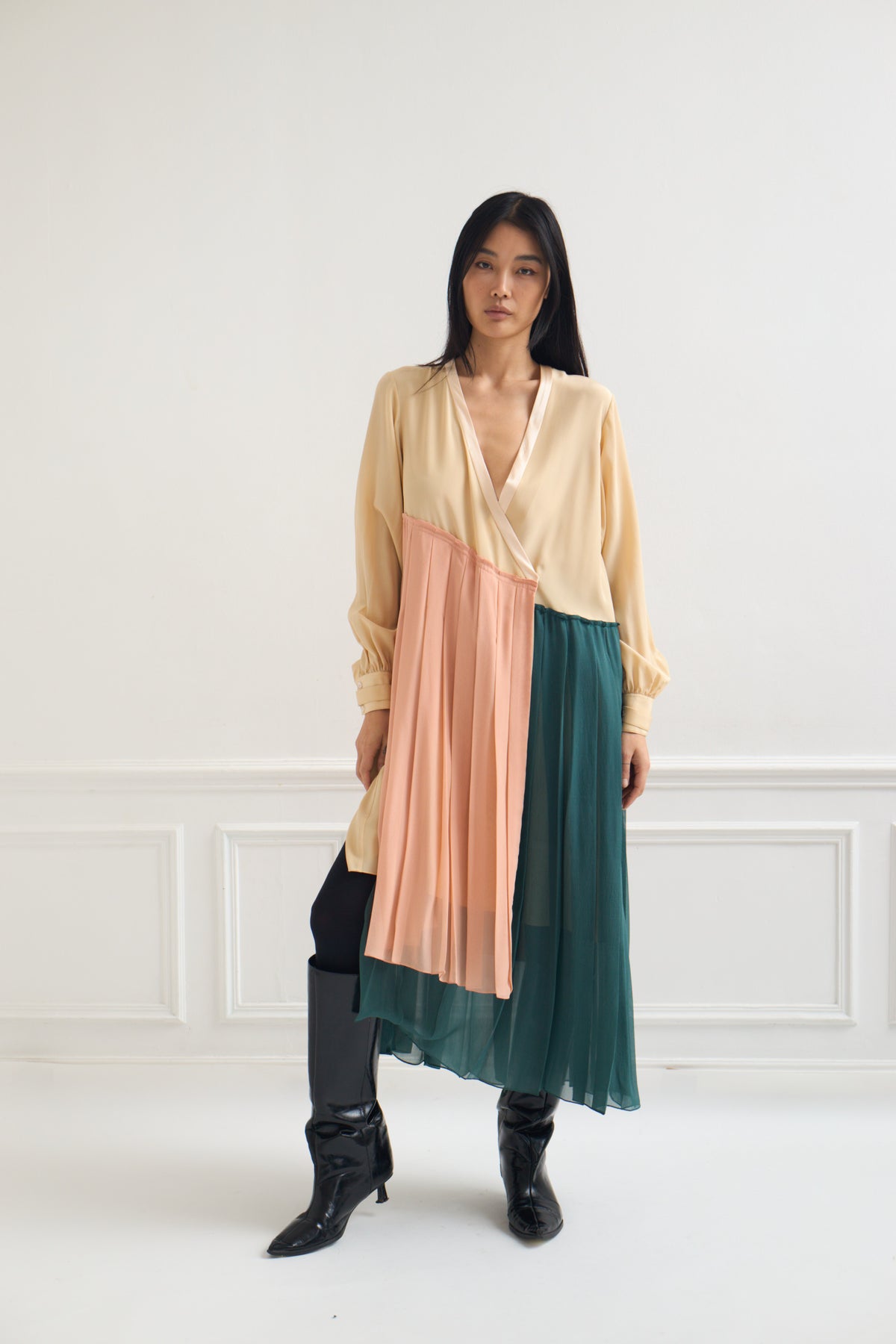 Brodgar - Pleated Silk Dress in Nude & Green