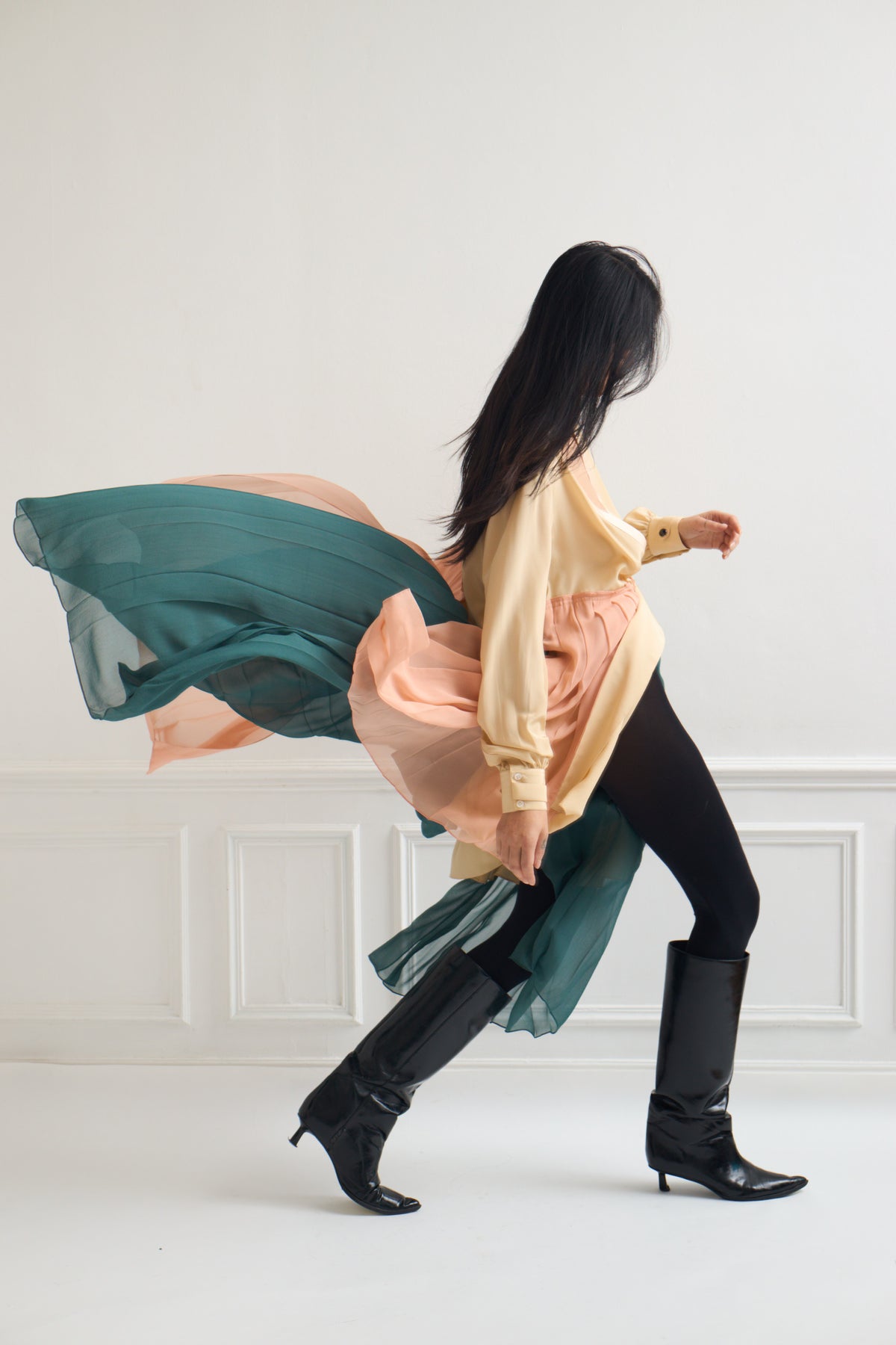 Brodgar - Pleated Silk Dress in Nude & Green