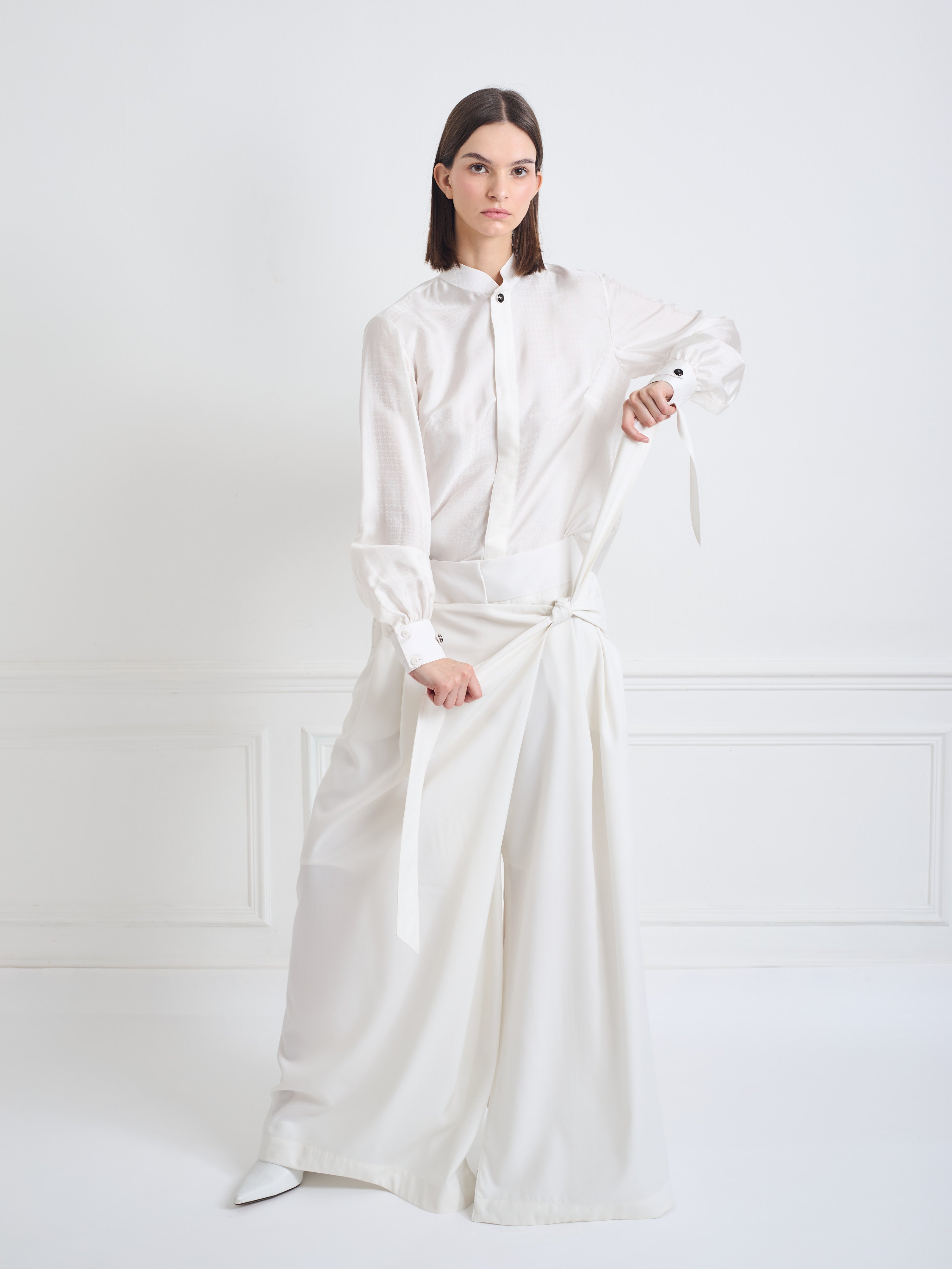 CALI B white - wool wrap knotted pant