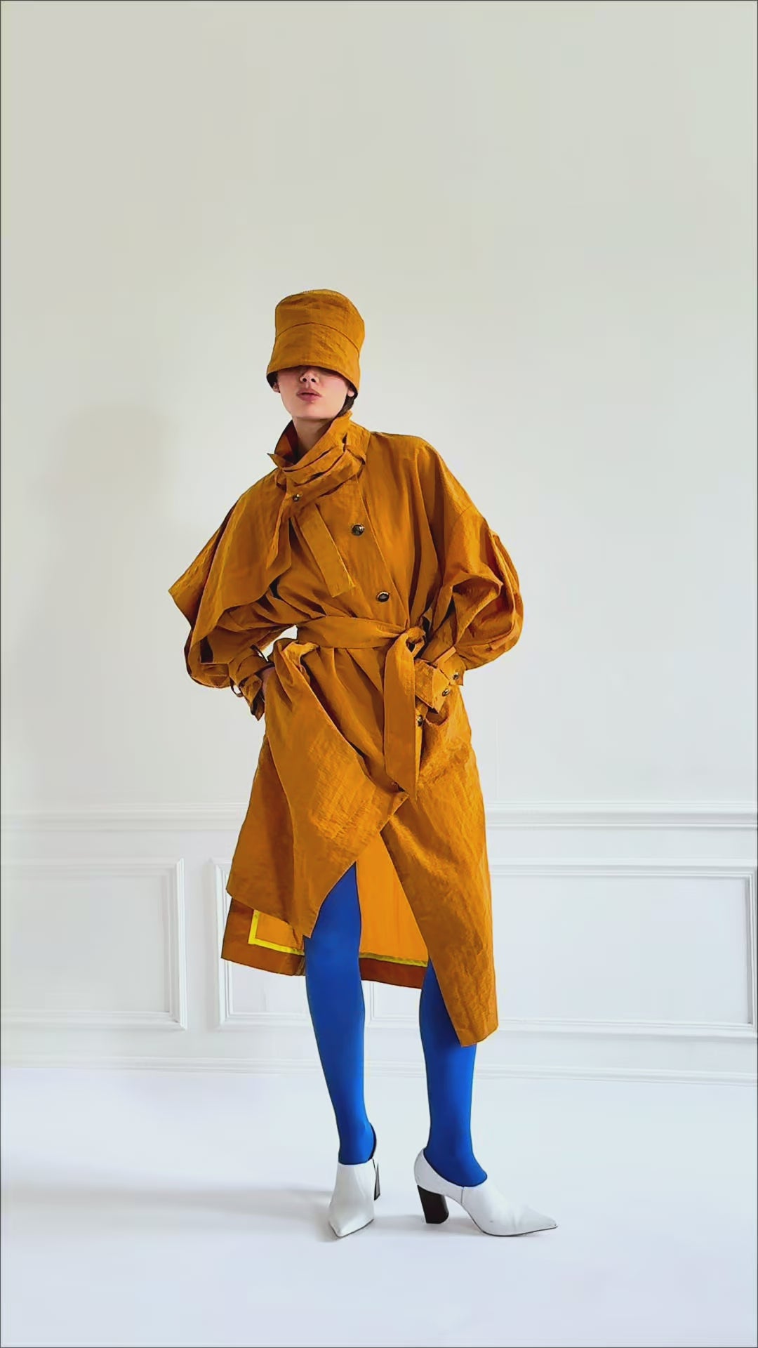 DALGONA camel - nylon waterproof trench dress – Lucie Brochard.võ