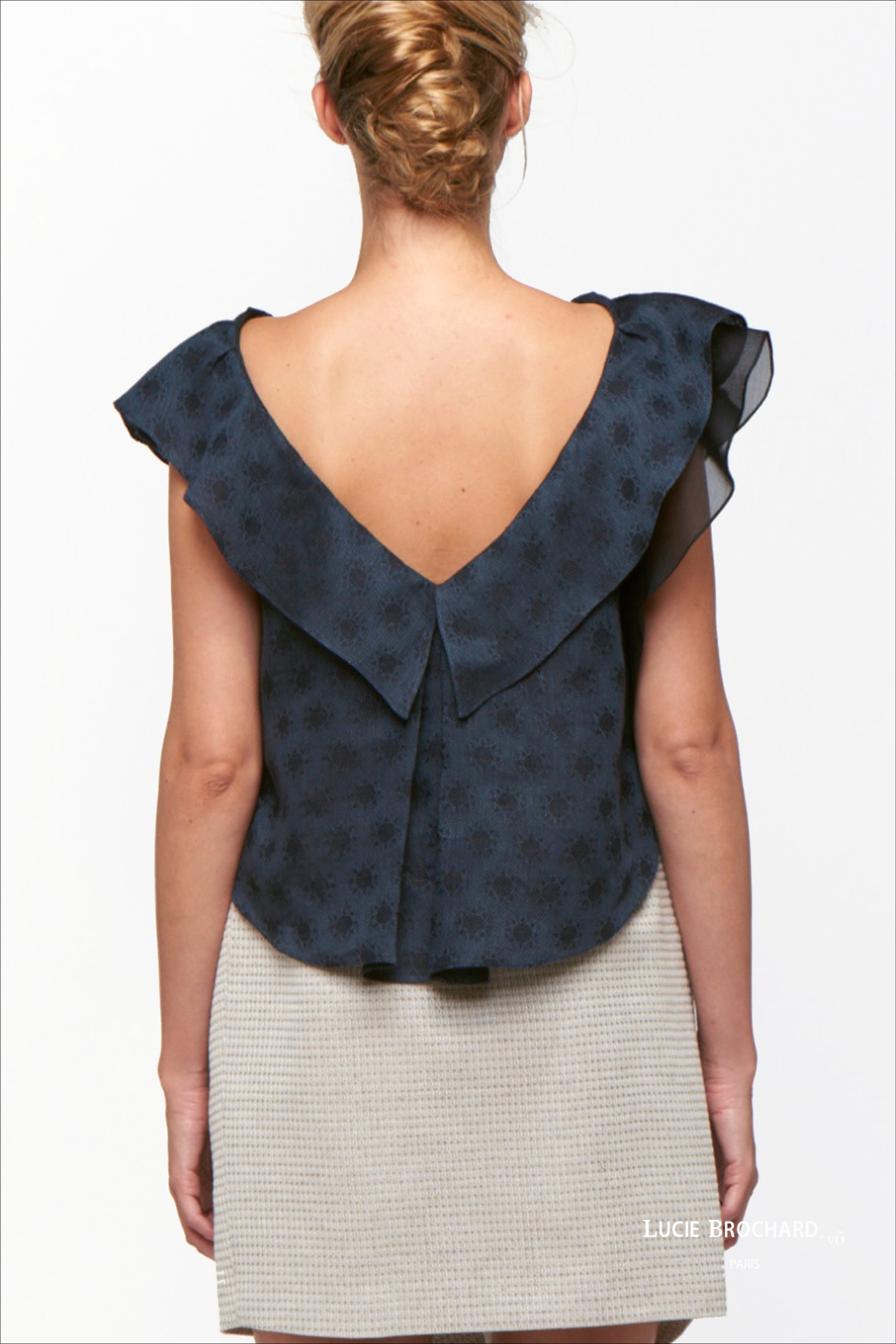 CORTO beige - silk short skirt